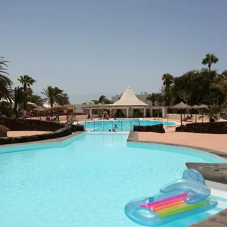 Διαμέρισμα Playa Roca Modern - Seafront Pool Complex *